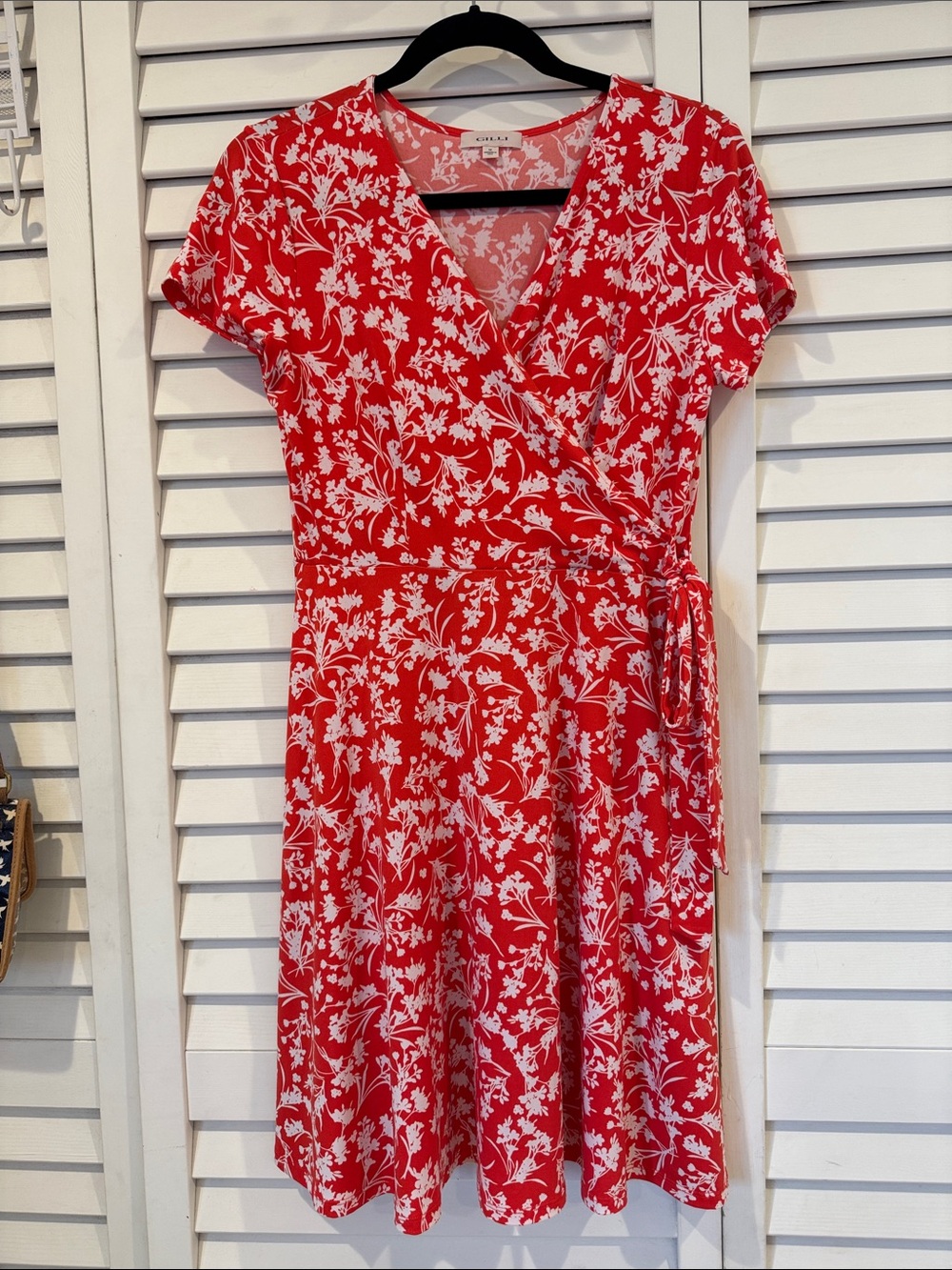 Gilli Red and White Floral Faux Wrap Midi Dress